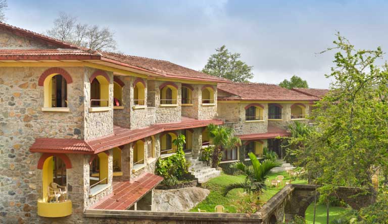 Cama-Rajputana-Club-Resort-Exterior3